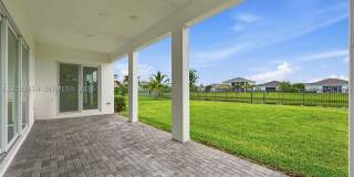 15239 Goldfinch Cir Gallery 40