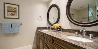 6 Oxford Court Gallery 23