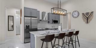 1137 SW 18th Court Gallery 6