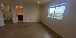 5910 Royal Way Gallery 5