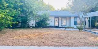 Beautifully renovated 5 bedroom, 3 bathroom home in Oak Grove! Beautifully renovated 5 bedroom, 3 bathroom home in Oak Grove! Gallery 1