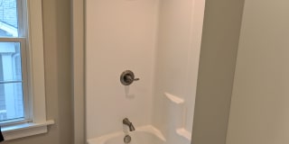 1620 A Catawba Street Gallery 48