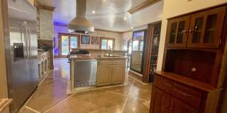 4266 Hillcrest Dr Gallery 10