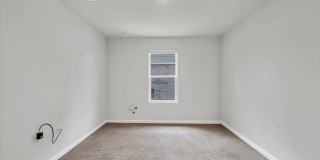 1035 Limpkin St, Crestview Gallery 13