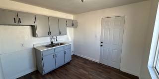 833 East Marguerite Avenue Gallery 7