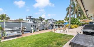 2471 NE 46th Street Gallery 21