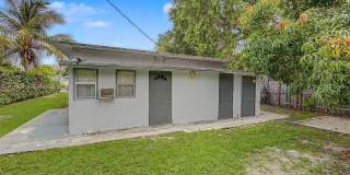 5917 SW 62nd Ter Gallery 24
