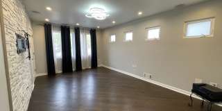 3230 N Elston Avenue Gallery 4