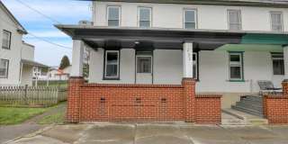 2102 MAIN Street Gallery 1