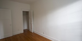 5411-5421 S. Ellis Avenue Gallery 32