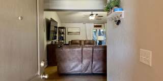 Wonderful 3 bed , 2 bath in Sunnyside Area Gallery 4