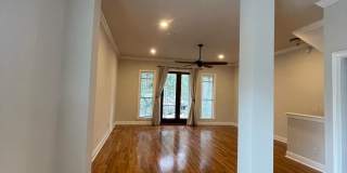 1330 N Duval Street - Located on Duval Street at 7th Ave! Gallery 8