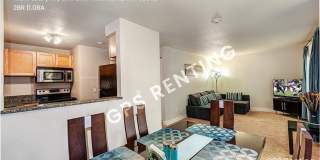 Quiet 2 Bedroom Condo in Redmond Available Now! Gallery 7