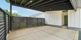 Cottage Court Gallery 109