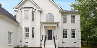 Stunning 5BR Executive Style Home in Brentwood Gallery 1