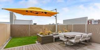 1132 W Adams Street Gallery 16