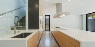 Zen House | Award-Winning Architectural Lease in Manhattan Beach Gallery 11
