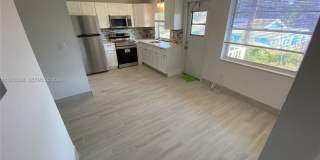 3019 SW 68th Ter Gallery 1