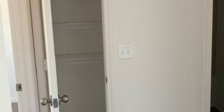 Like New 3/2/2 house with a screened in porch. Gallery 11