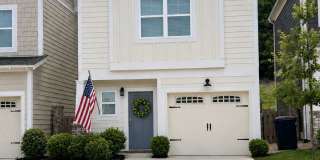 Spacious 3 bedroom home with fenced backyard! Gallery 1