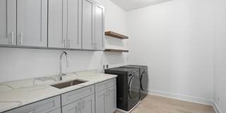 1513 OAKVIEW Drive Gallery 62