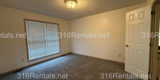 $1,595 - 3 bed 2 bath - Beautiful Remodeled Duplex Home Available Now! Gallery 12