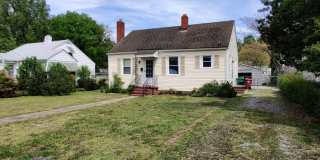 2 bedroom home with a garage Gallery 3