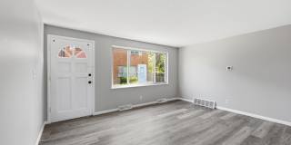 1759 Lonsdale Road Gallery 4