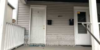 403 1/2 E. Monroe Gallery 1
