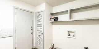 Centrally Located 3 bedroom 2 bathroom house! Gallery 17
