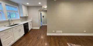 1428 Wilmette Avenue Gallery 9