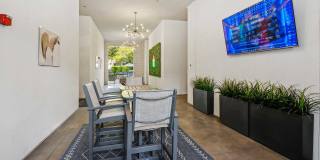 Crest at Las Colinas Gallery 11