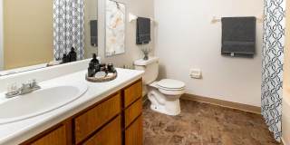 Creekside Square Apartments Gallery 18