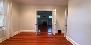 DOWNTOWN house with W/D avail NOW! Gallery 7
