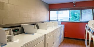 Monticello Apartment Homes Gallery 9