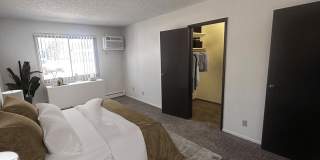 Stone Grove Gallery 15