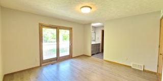 $3,400- 5 Bed / 3 Bath Beautiful Home in Upper South Hill Gallery 25