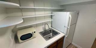 *DREAM LOCATION* 6BR Completely Renovated Duplex Gallery 55