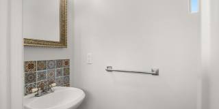 528 Lake Court Gallery 16