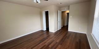 101/103 Hughson Court Gallery 19