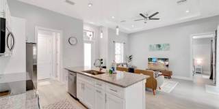 3222 SW Santa Barbara Place Gallery 3