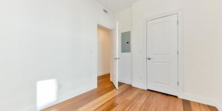 44 West Eagle Gallery 9