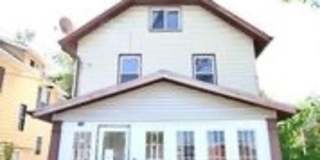 Quaint 4 bedroom, 2 bath home Gallery 15