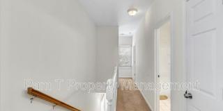 635 E Henry St Gallery 17