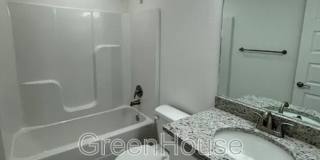 1574 N Pershing St Gallery 22