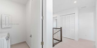 5718 Ashwood Cir W Gallery 80