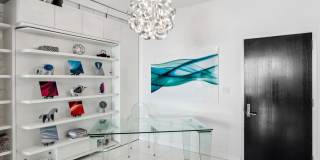 900 Biscayne Boulevard Gallery 7