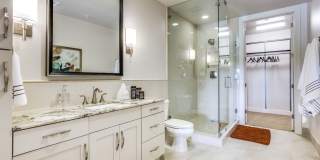 The Ivy Park Place Gallery 9