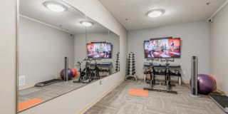 Riverview at Upper Landing Gallery 22