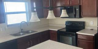 3 bedroom 2 bathroom ranch house Gallery 1